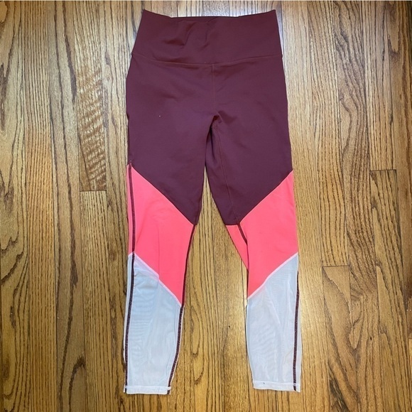 Like New: Women’s Fabletics high waisted 7/8 powerhold leggings, size: small - Picture 3 of 8